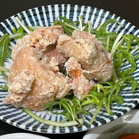 鶏の唐揚げ　(マヨソースor自家製海鮮ソース)
