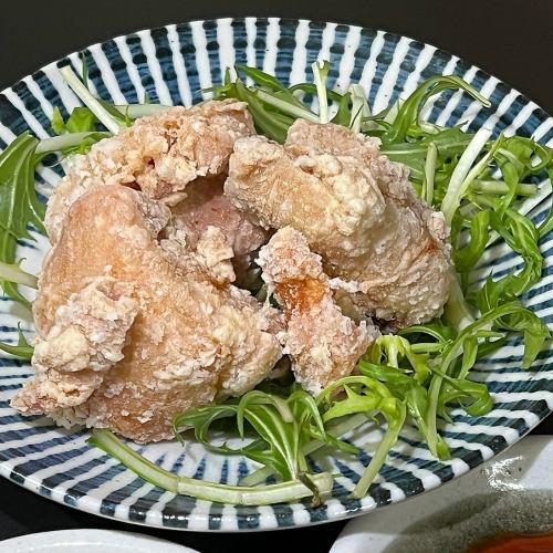 鶏の唐揚げ　(マヨソースor自家製海鮮ソース)