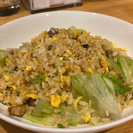 卵とレタスの炒飯