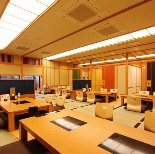 Also supports large banquets.In a relaxing room, you can enjoy Kisoji's specialty dishes.※ The photos are affiliated stores.
