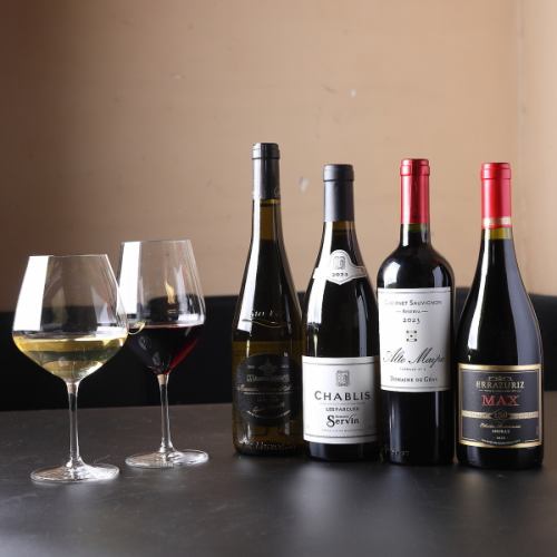 ワインやカクテルなど、ドリンクも充実♪