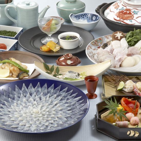 Special benefits available! Please spend a meaningful time with our specialty Fugu dishes!