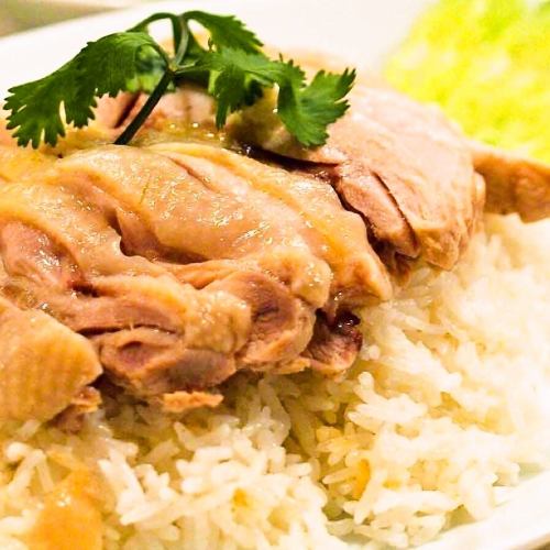 Thai chicken rice "Khao Man Guy"