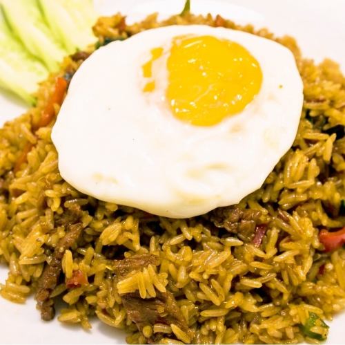 Beef Gapao Fried Rice “Khao Pat Gapao Nua”
