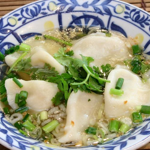 Thai shrimp ``Khao Kiap Kung''/Homemade shrimp soup dumplings ``Gyo Naam''