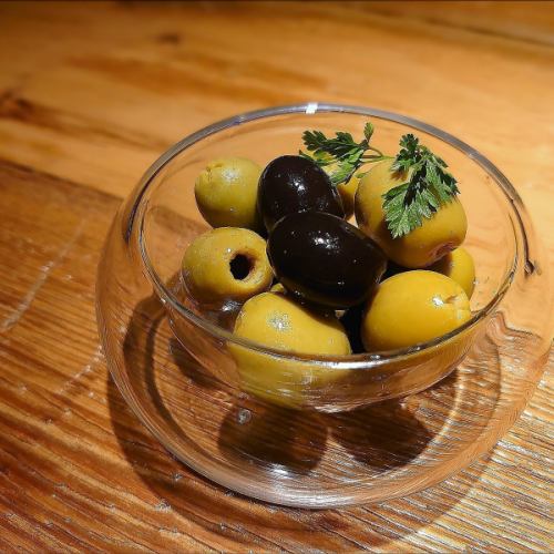 Assortment of 3 types of olives