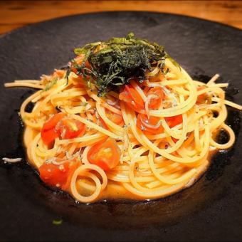 Spaghetti with boiled whitebait, tomato, myoga, and shiso leaf peperoncino