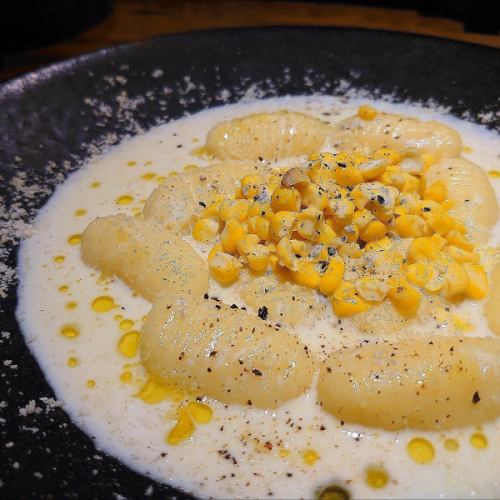 Kitaakari handmade gnocchi with corn and gorgonzola sauce