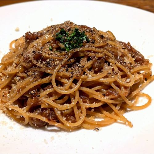 Two pearl onions!! Luxurious Bigoli in Salsa (Poor Man's Pasta)