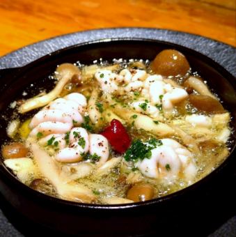 真鱈の白子としめじのアヒージョ