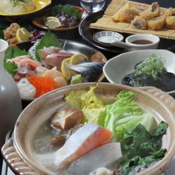 雰囲気抜群、こだわりの空間で料理を楽しんで♪