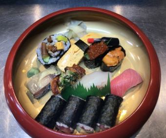 盛り合わせ寿司（1人前）　折鶴（上）