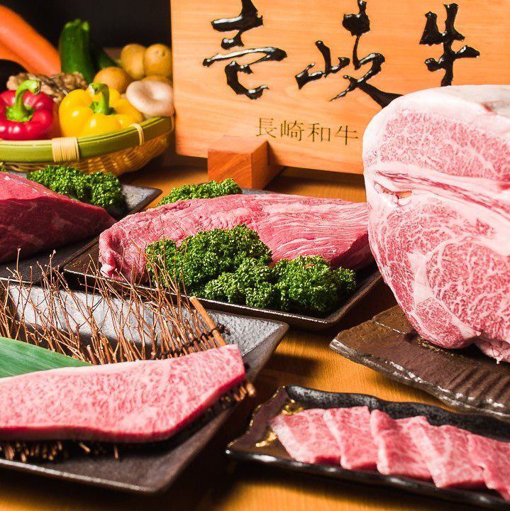 Offered mainly by Kuroge Wagyu beef "Umeashima Iki beef" and "Domestic cow" at Iki island in Nagasaki prefecture!