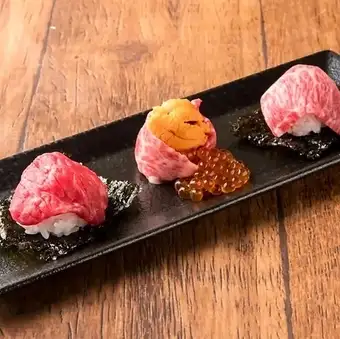 Assortment of 3 types of seared sushi