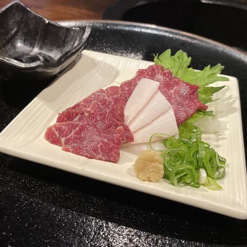 Horse meat (sent directly from Kumamoto Prefecture)