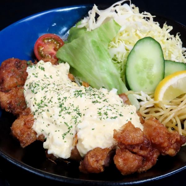 【チキン南蛮】宮崎発祥メニュー！甘辛タレとボリューム満点チキンが食欲そそる逸品♪地元の方にもオススメ