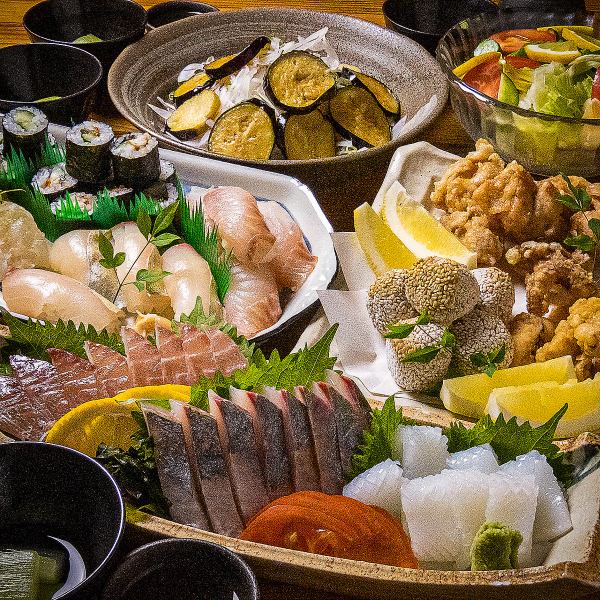 大人数でのご宴会大歓迎!2時間飲み放題付き宴会コースは5000円~ご用意!