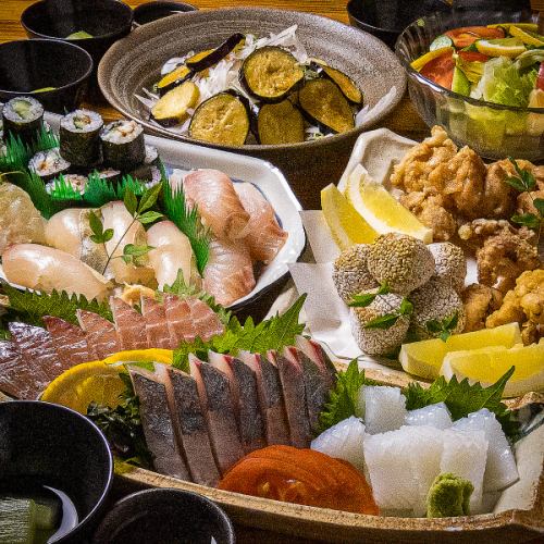 大人数でのご宴会大歓迎!2時間飲み放題付き宴会コースは5000円~ご用意!