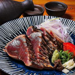 If you come to Hashimoto, try this first! Seared bonito in soy sauce