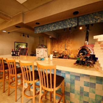 カウンター席5席