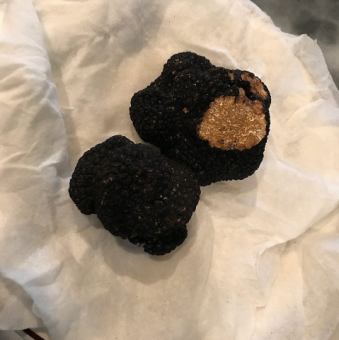 お好きな料理に掛けます