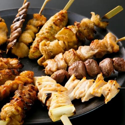 We are particular about chicken dishes ◎ Yakitori (chicken meatballs/skin/scallion/gizzard, etc.) starts at 180 yen (tax included)