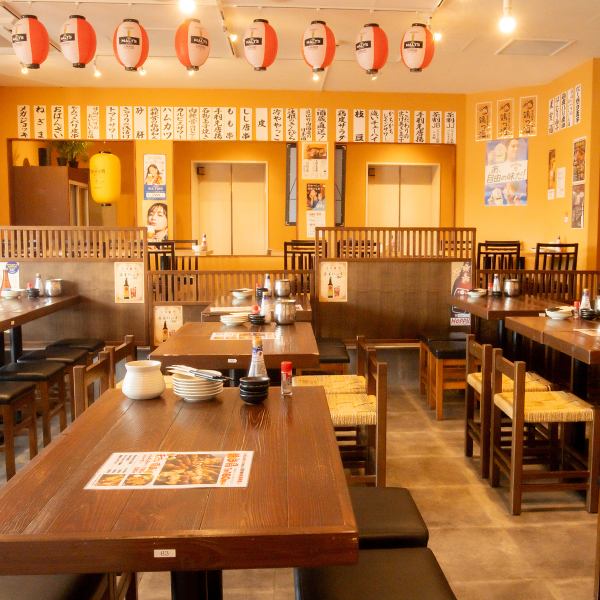 [1 minute walk from Ueno Station] Fully equipped with private room seating!! You can also reserve the store for yourself! Please feel free to contact us! The spacious store includes counter-style table seating for individuals to small groups, as well as popular private room seating and spacious table seating. Please use it according to your needs☆