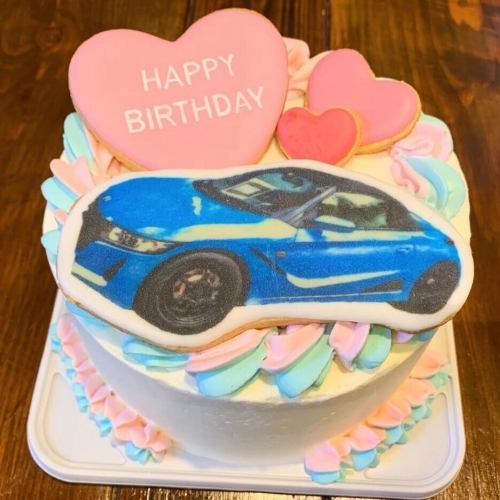 お祝いには特別なケーキ♪