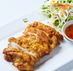 タイ風クリスピーフライドチキンガイトード