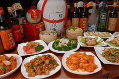 ２時間飲み放題が付いた、オーダーバイキング。120種類のメニューから時間内食べ放題3480円 4名様から