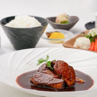 【ランチ】足柄牛のビーフシチューコース