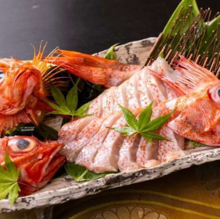 【优雅的肥美风味】近畿香芹涮锅套餐◎「包含20种日本酒在内的3小时无限畅饮」
