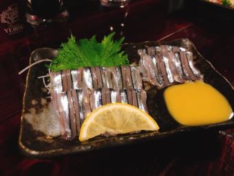 Kibinago sashimi
