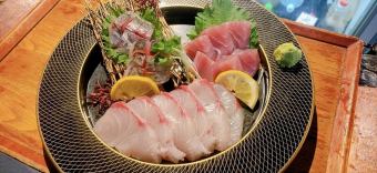 Today's sashimi large serving (approx. 3-4 servings)