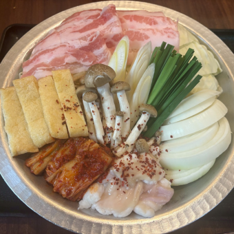 【たきもと◎味にこだわったホルモンチゲ鍋プラン!】★〈1人前〉1650円(税込)