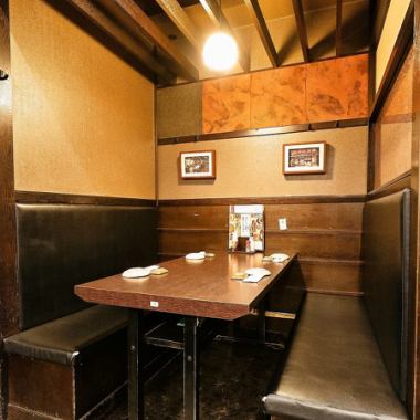 お仕事帰りに同僚を誘ってサクッと飲みに行きたい！そんな時にぴったりな席を多数ご用意しております。各種ご宴会も承ります♪お気軽にお問合せください!!