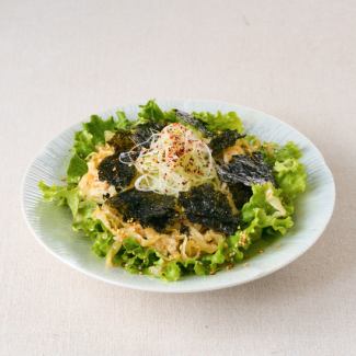 くらげナムルと蒸し鶏のチョレギサラダ