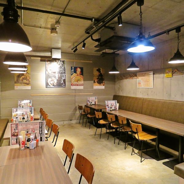If you are planning a party in Shinbashi, please leave it to the "Daishinbashi Fish Center", a seafood izakaya located in a fishing port that looks like a restaurant. ◎The space shown in this photo at the back of the store can accommodate 30 people.This is the place for parties with a large number of people! In some cases, we may limit the number of people.
