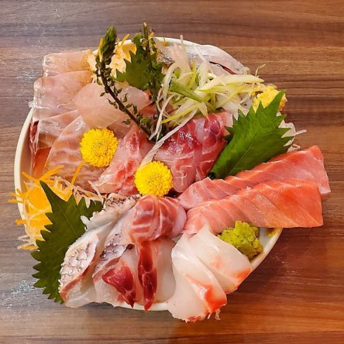 Assorted sashimi delivered directly from the fishing port