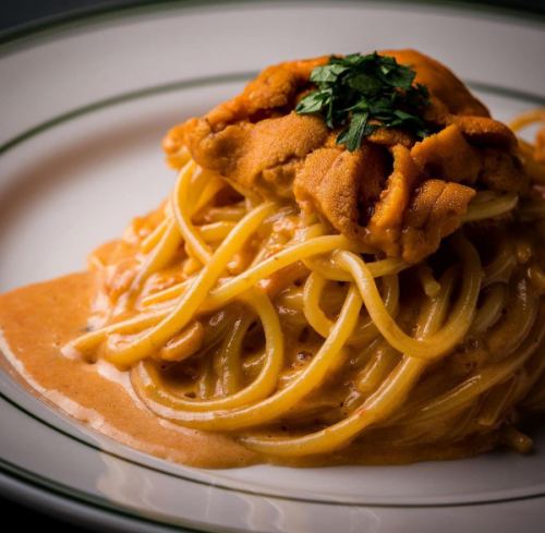 Sea urchin rich cream pasta