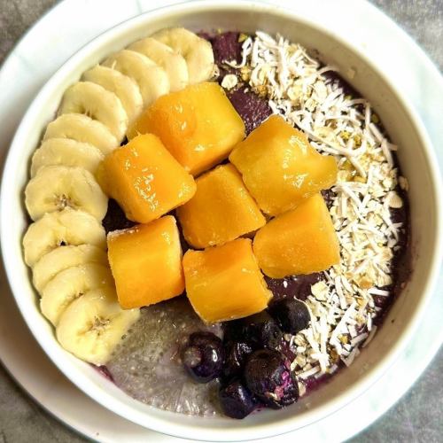 Coconut Mango Acai Bowl