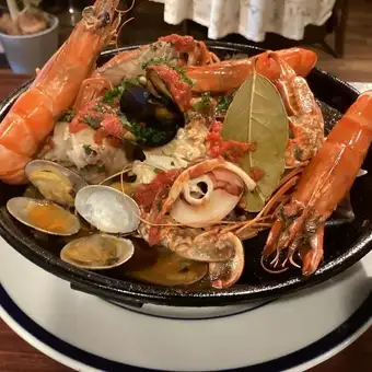 ボンガルフォ名物料理！ポルトガルカタプラーナコース　+2,000円（税込）で飲み放題追加可能
