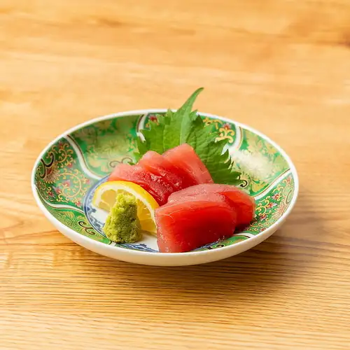 造り マグロ