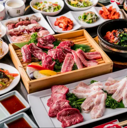 【お食事のみ】 黒毛和牛盛合わせ「フジ黒毛和牛撰 FKWコース」5,500円