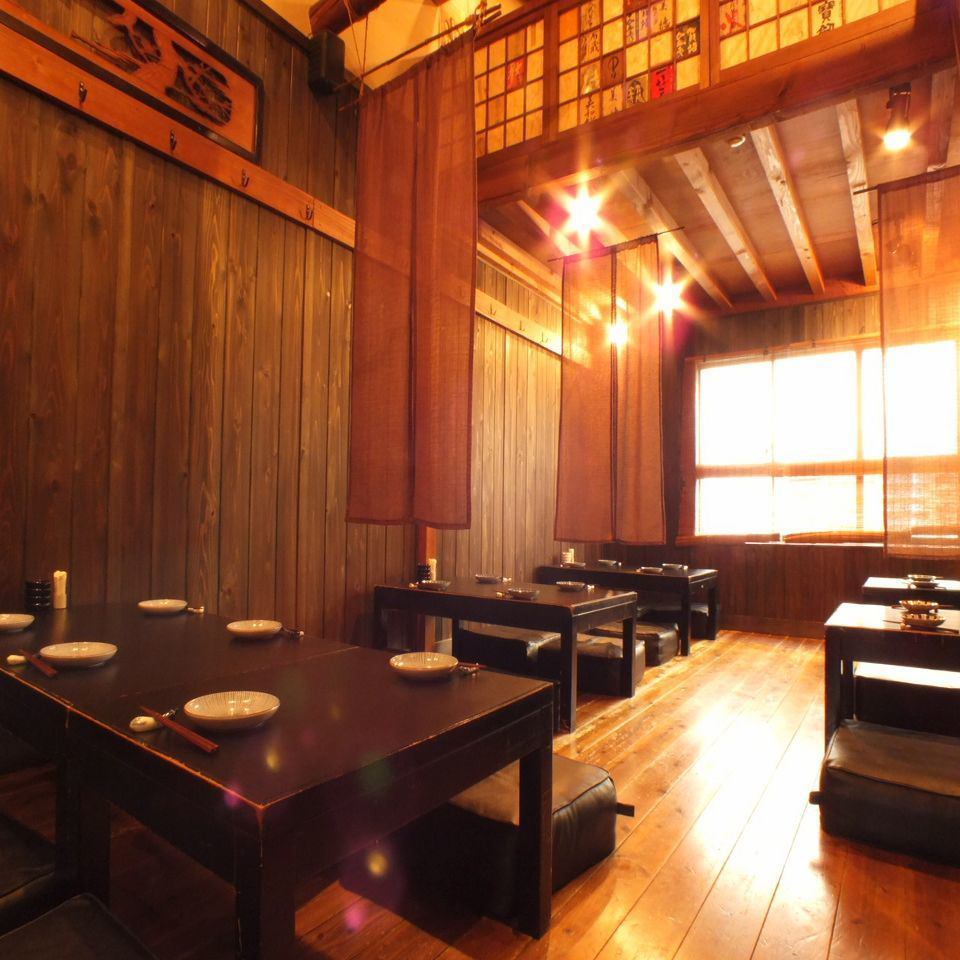 优雅而宁静的日式客厅在“欢迎和欢送会”和“校友会”中很受欢迎