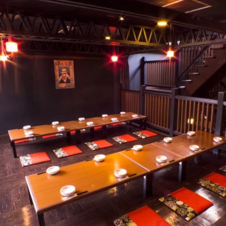[2nd floor] Loft-style tatami room semi-private room.Up to 25 people.