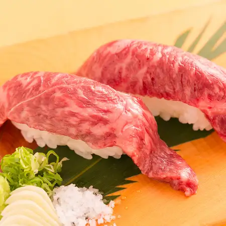 【席のみ予約特典】牛炙り握り、人数分プレゼント！！