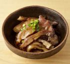 燻製豚スネの蒸しもの