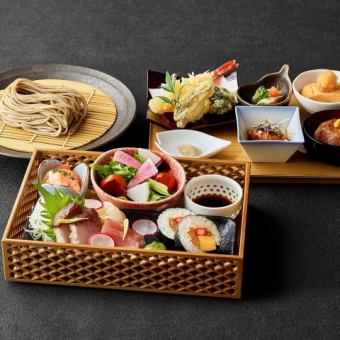 【平日・数量限定】天神御膳 ~天麩羅・お刺身など十種の前菜と打ち立て十割そば・デザート~