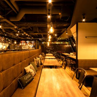 Spacious open space Spacious open lounge seat 【2 people ~ maximum 32 people】 All you can drink No good food × near the station ... no mistake ♪ I will make a good thing ♪